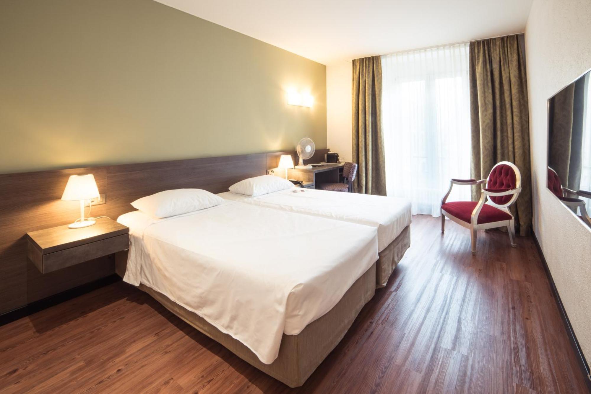 Hotel Montana Женева Номер фото
